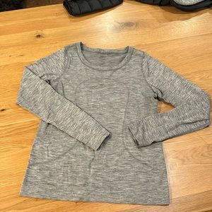 Lululemon Swiftly Tech (I think 2.0?) - Size 6 - Hardly Worn